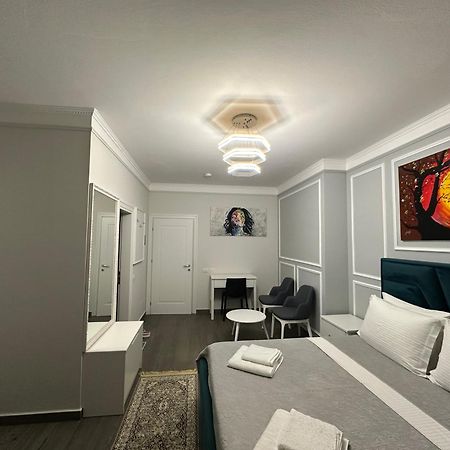Hotel Imperiale Durres Bagian luar foto