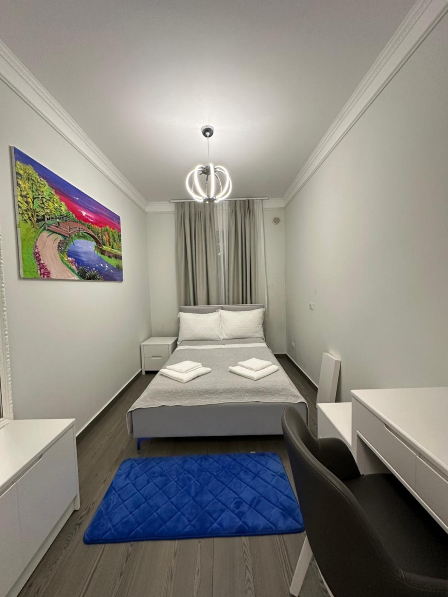 Hotel Imperiale Durres Bagian luar foto
